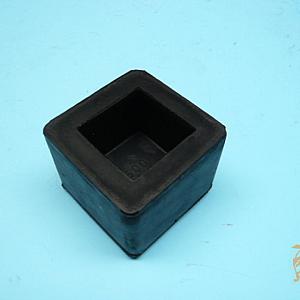 Mokerdop 1,5 kg.   43 x 43 mm.