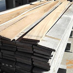 Hardhout Planken Fijnbezaagd 2x15x400 cm.