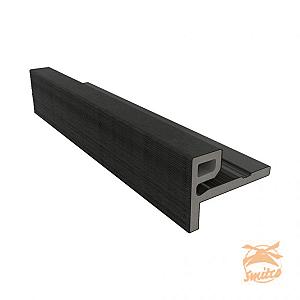 NewTechWood Composiet Co-Extrusie Eindprofiel Castellation t.b.v. Wand Bekleding, 7x5x300 cm. Zwart 