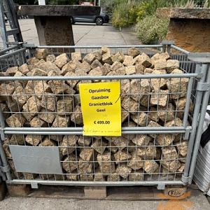 Opruiming Gaasbox Granietblokken Geel