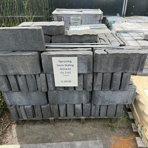 Opruiming ca. 3 m2. Stone Walling Stapelblok Antraciet