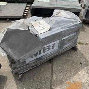 Opruiming ca. 4 m2. Stretto Alivo Milano
