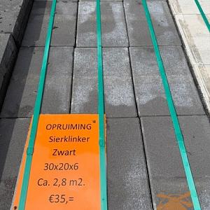 Opruiming ca. 2,8 m2. Sierklinker Zwart 30x20x6