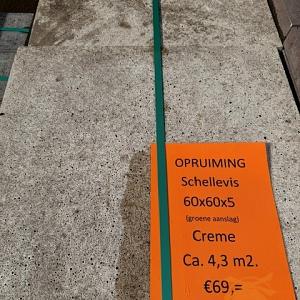 Opruiming ca. 4,3 m2.Schellevis Creme 60x60x4