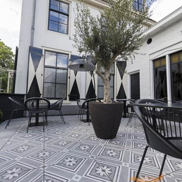 GeoCeramica® 60x60x4 Concreet Flower Decorate