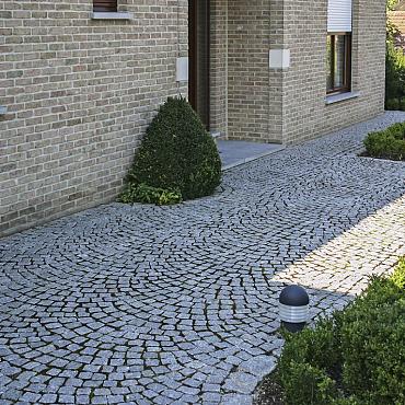 Gaasbox Portugees Granietblokken 40-60 mm. 