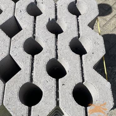 Grastegels Grijs 41 x 61 x 10 (geprofileerd)