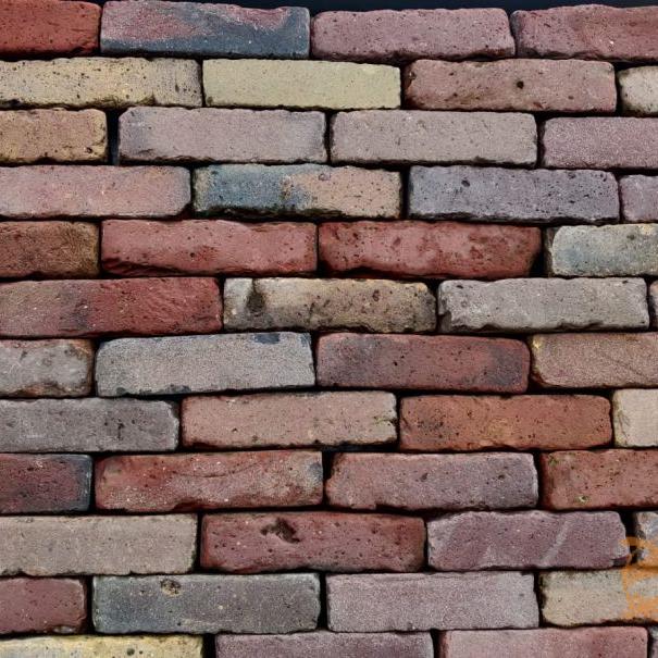 Antieke Bestrating 5-Duimers "Waalformaat" ca. 5x20 (90 p/m2.)