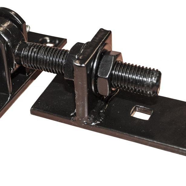 Heng Verstelbaar Zwart   670x40x5mm.