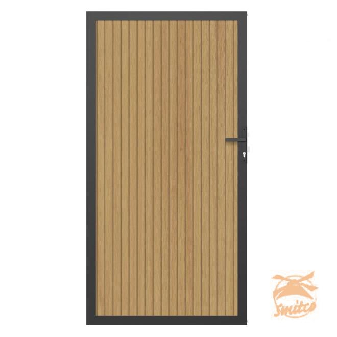 NewTechWood Co-Extrusie Composiet Deur In Aluminium Frame, Verticaal Triple, 100x195cm. Red Cedar