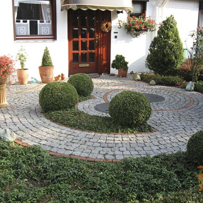 Gaasbox Portugees Granietblokken 9-11  "ca.1000kg./ca. 5m2."