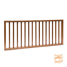 Hardhouten Spijlenhek, 180 x 80 cm. Frame 4,5 x 7 cm, spijlen 2 x 3 cm. W14407